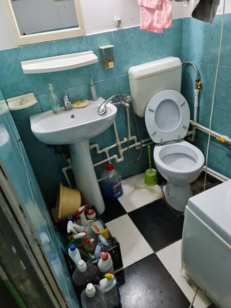 Giurgiu, frizerie cu 6 scaune in 2 rate sau schimb cu apartament Bucuresti